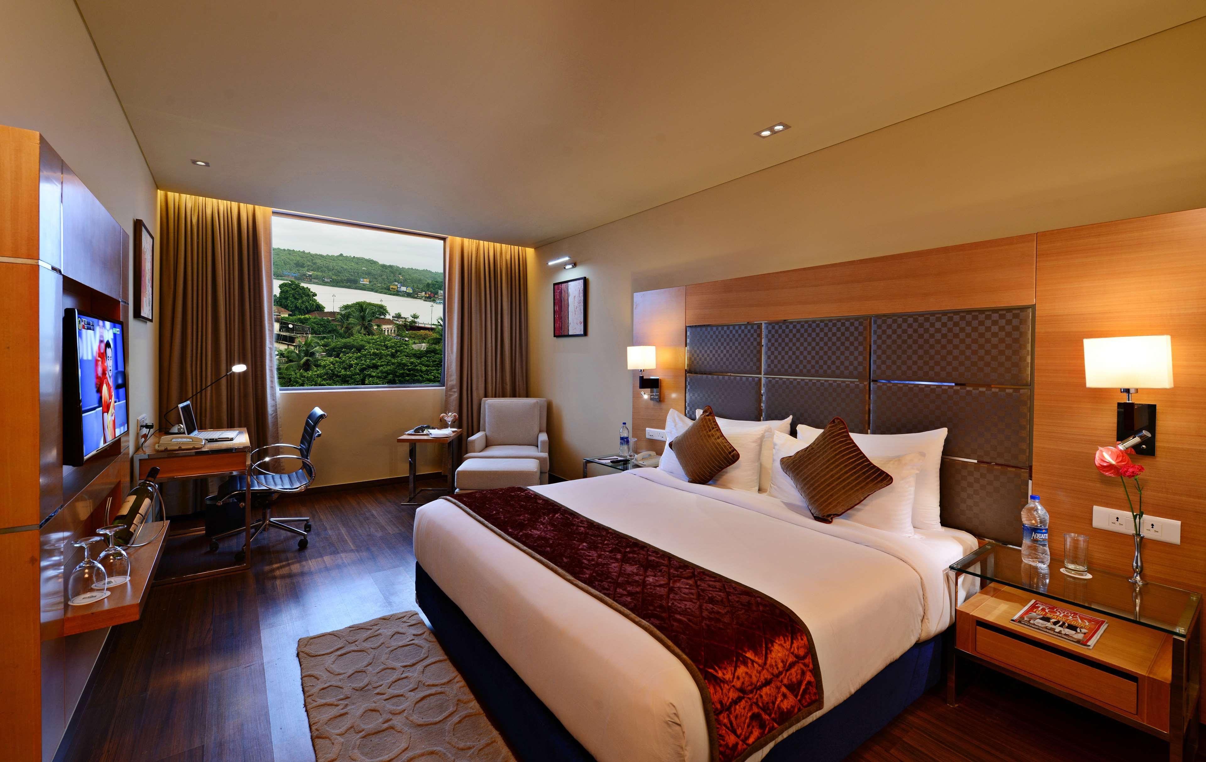 Country Inn Panjim Goa パナジ エクステリア 写真
