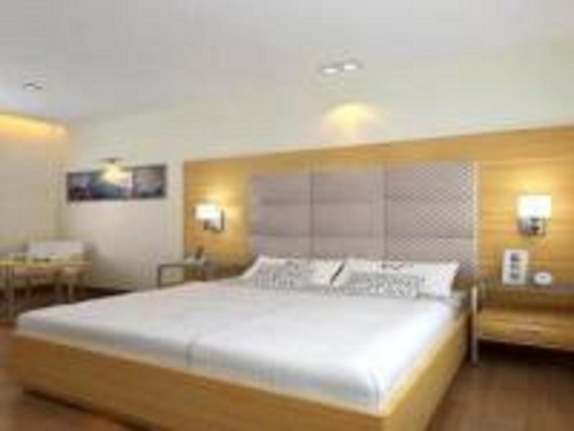 Country Inn Panjim Goa パナジ 部屋 写真
