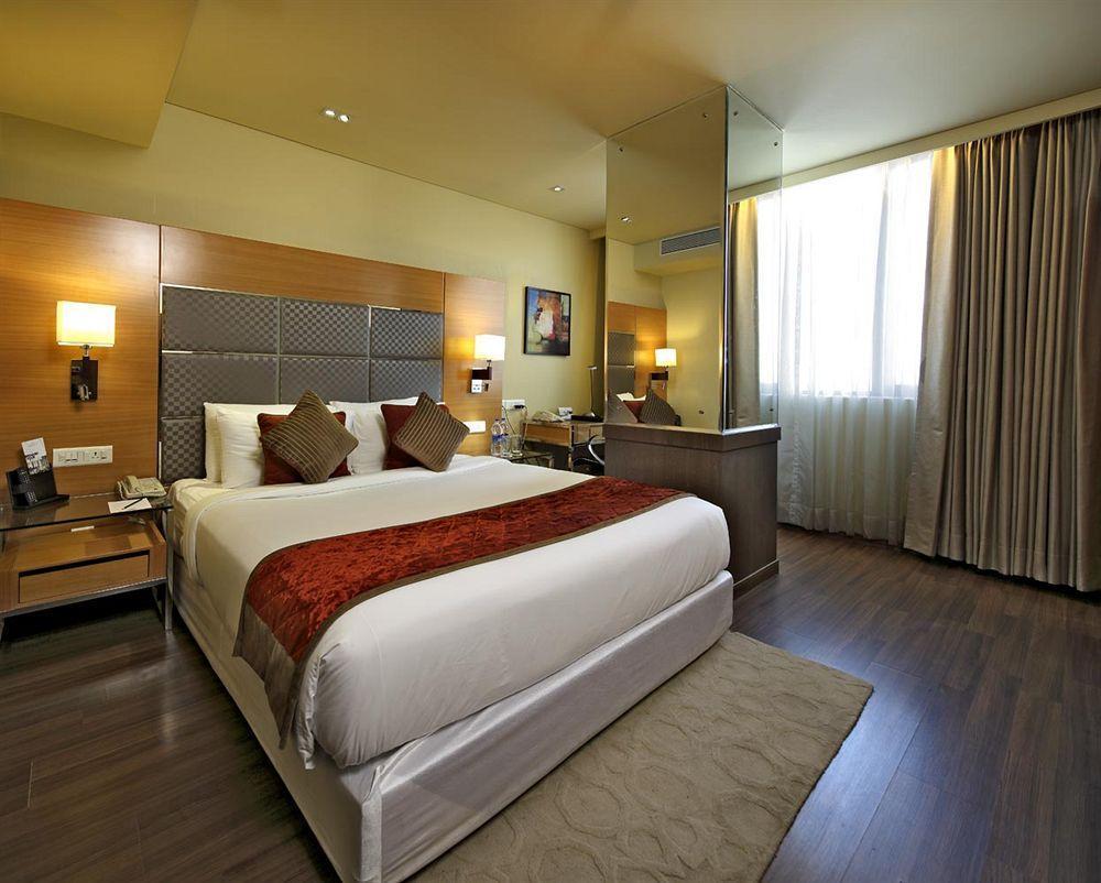 Country Inn Panjim Goa パナジ エクステリア 写真